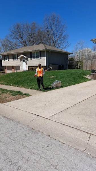 Lawn Fertilization in Lees Summit, MO (1)